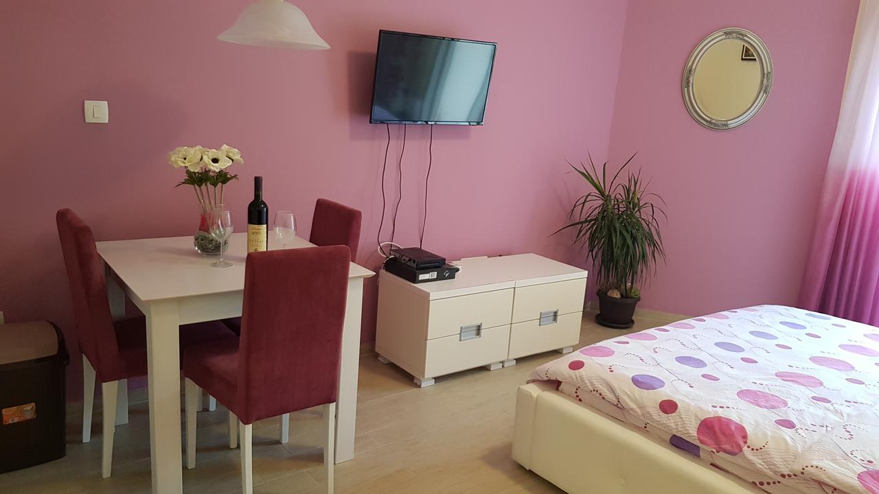 Lux Apartment Vidovic Рафаиловичи Экстерьер фото